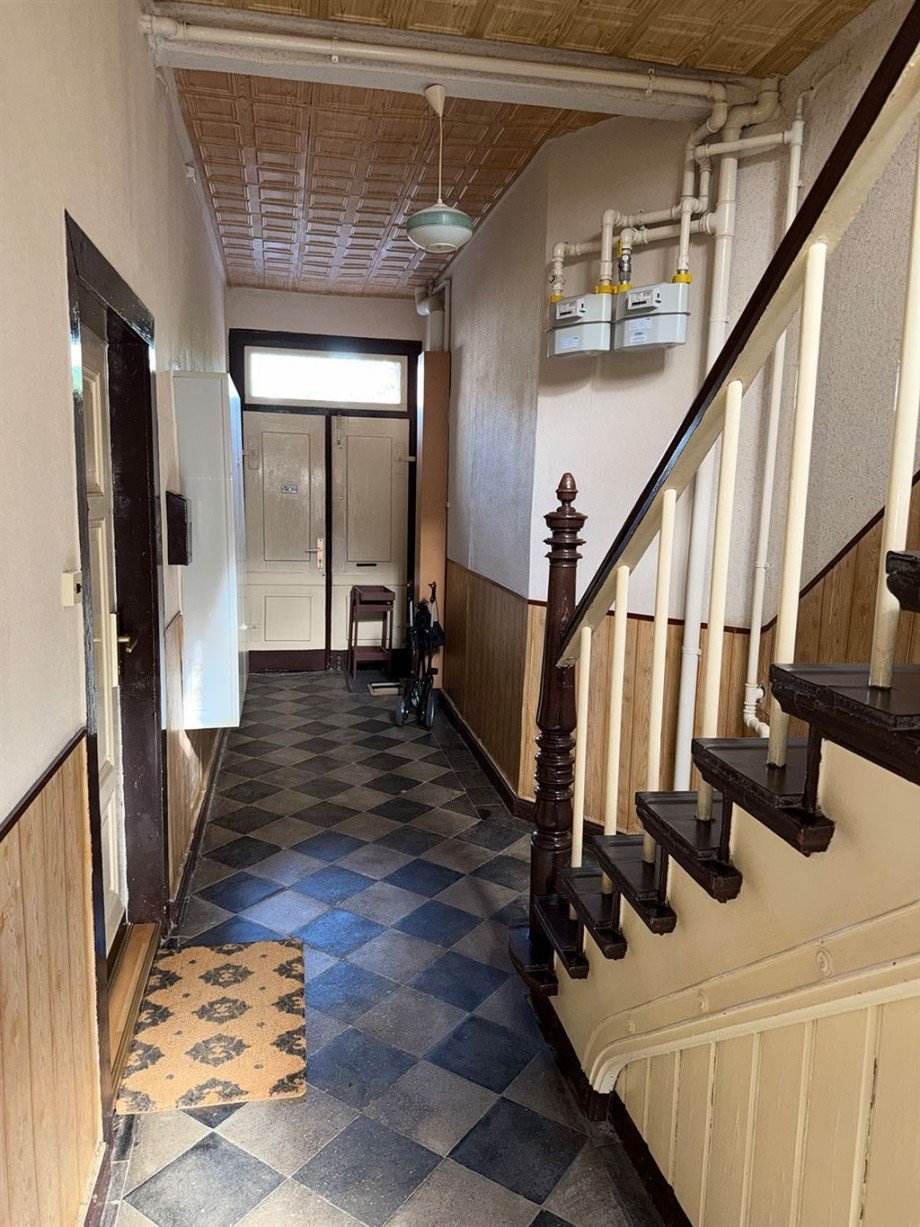Hauseingang Mehrfamilienhaus Sta�furt