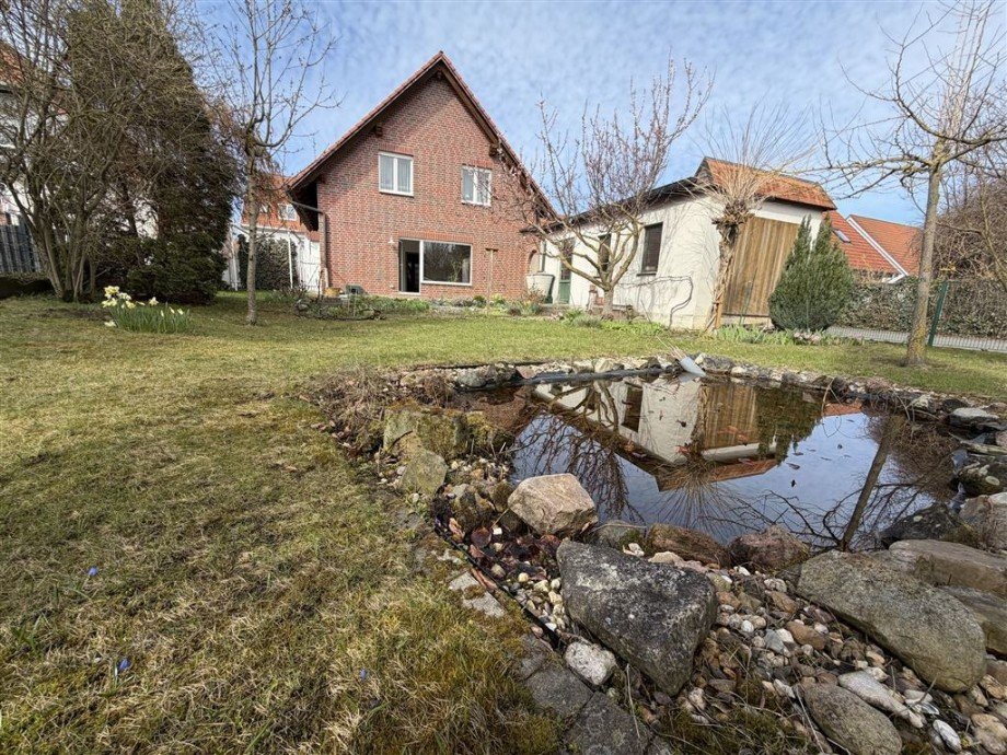 pflegeleichter Garten Einfamilienhaus Sch�nebeck (Elbe)