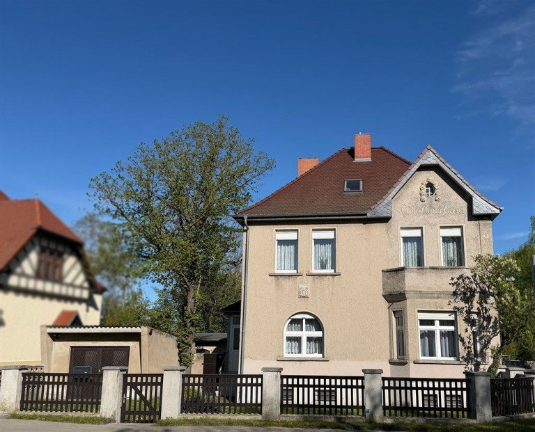 Villa in Kurparkn�he Sch�nebeck (Elbe) Villa Historische Villa in Bad Salzelmen ? mit gro�em Grundst�ck und Ausbaupotenzial.
