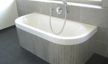 hochwertige K�rperformbadewanne mit Lichtvorhang Urlaub das ganze Jahr-Villa N�he Helmstedt
