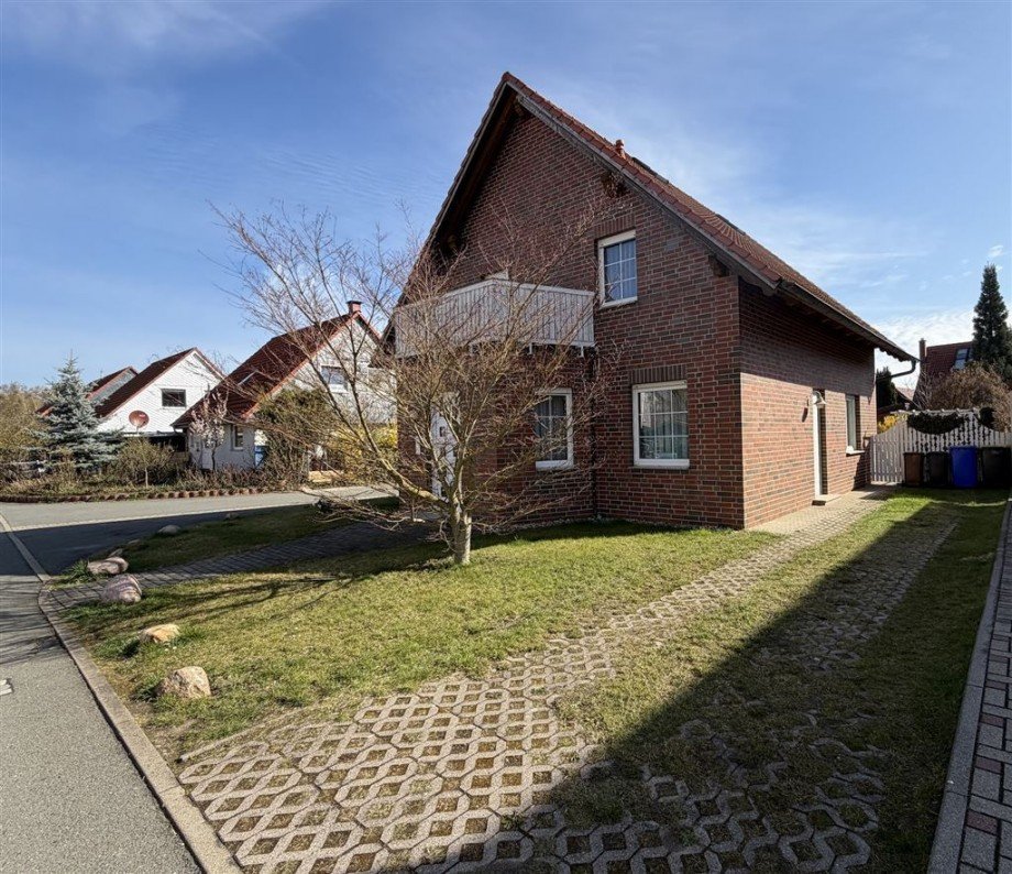 Kfz-Stellpl�tze am Haus Einfamilienhaus Sch�nebeck (Elbe)