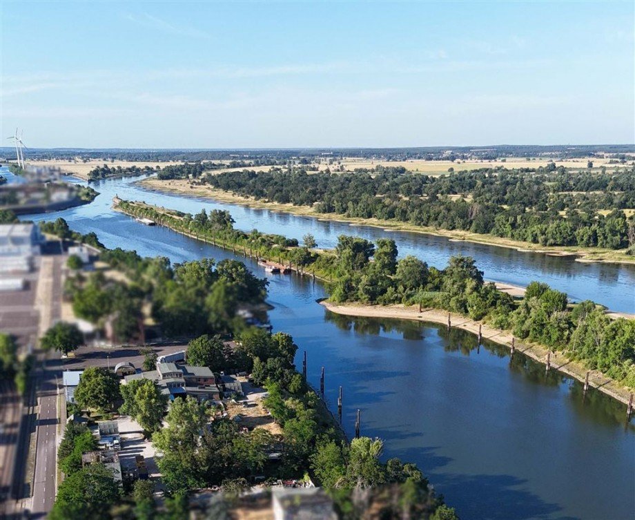 Ansicht Richtung Nord Gewerbegrundst�ck Magdeburg